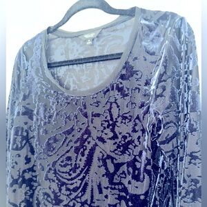 Simply Vera by Vera Wang - Navy Velvet Print Top - M